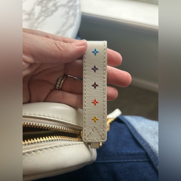 Louis Vuitton New Wave Camera Bag white - Picture 13 of 16